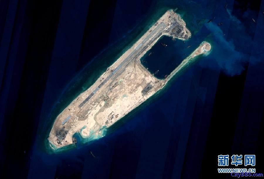 中国建成南海“岛礁空港” 可起降大型运输机(图)
