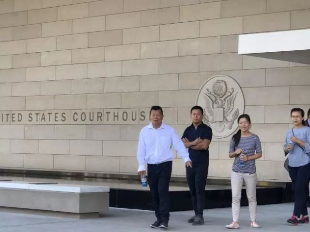 华人入籍美国公民身份被撤多豪宅财产被没收