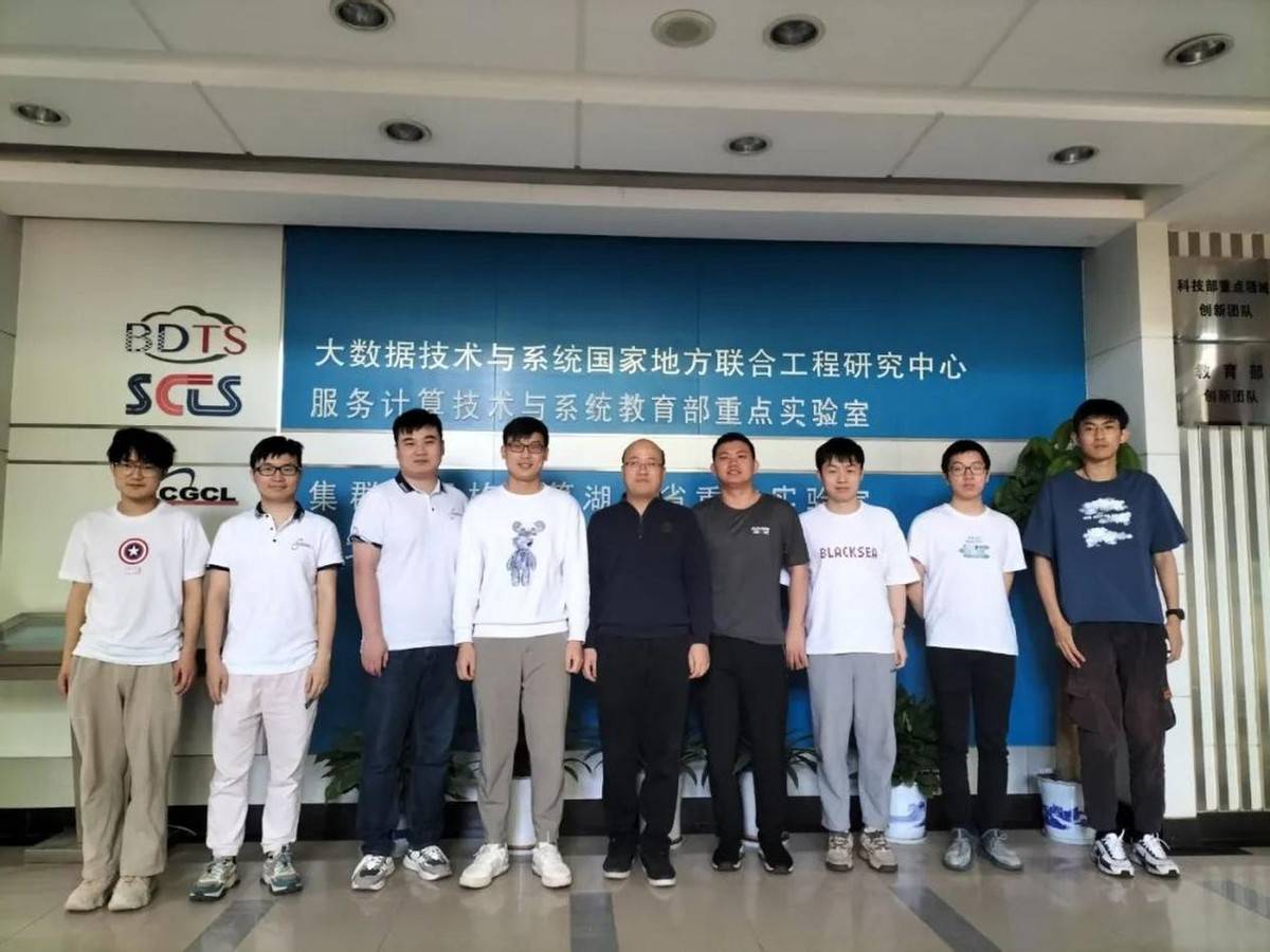 中国学生打破世界纪录!华科单台计算机击败日本超算