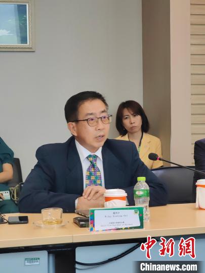 泰国开泰银行高级副总裁蔡伟才在研讨会上发言