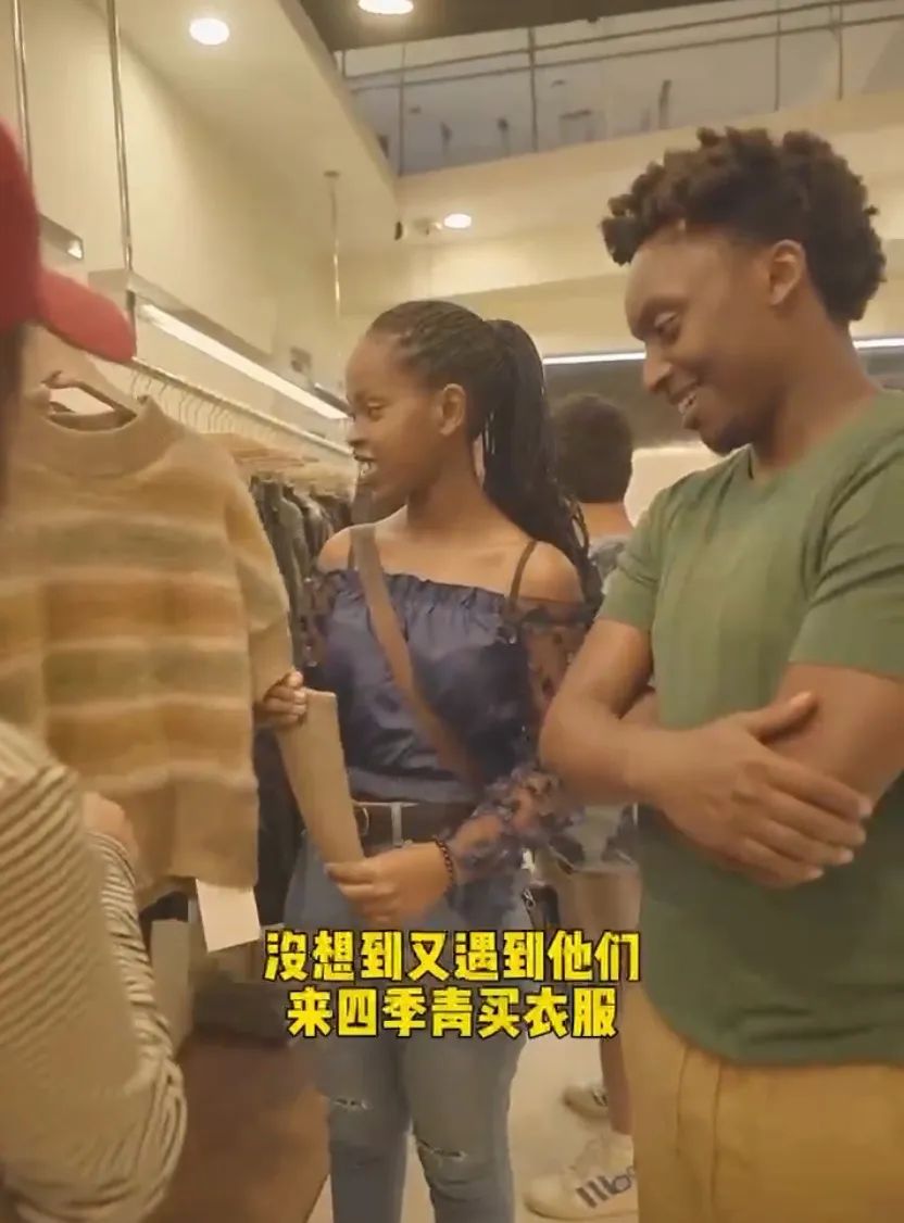 运动员们早在来之前就搞懂了这种生存之道，都跑到四季青砍价了
